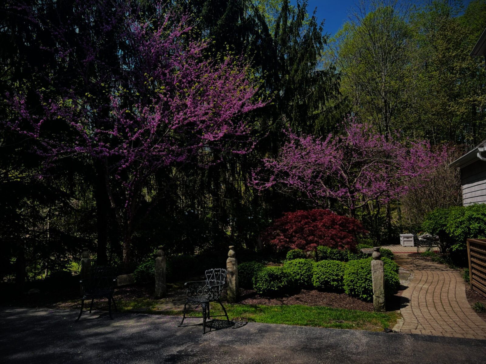 Certified Landscape Professionals providing beautiful sustainable landscapes you can grow with.