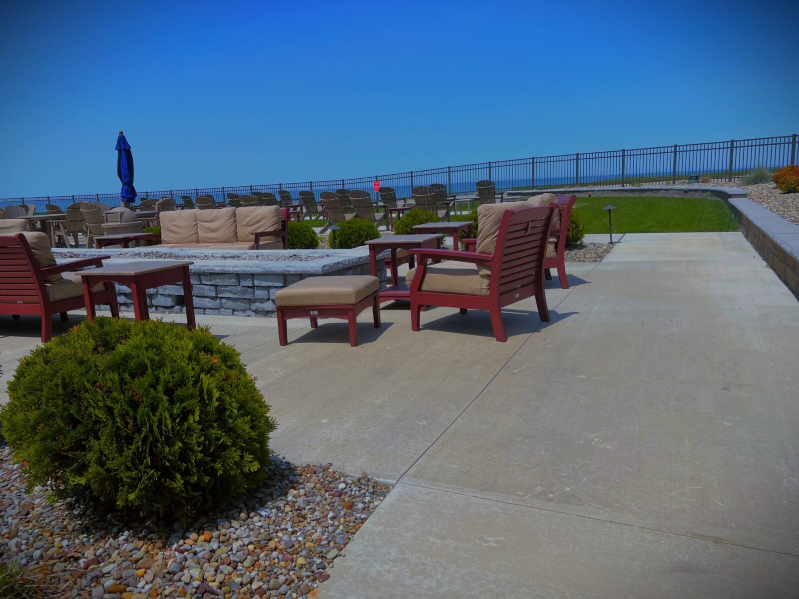 Certified Landscape Professionals providing beautiful sustainable landscapes you can grow with.